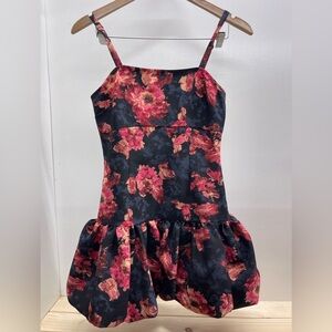 Chelsea28 Floral Mini Bubble Dress in Black and Red